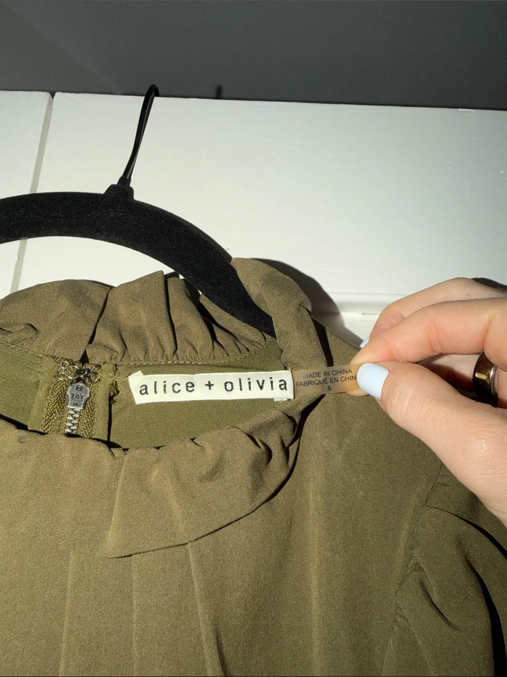 Alice + Olivia Olive Ruffle-Neck Tiered Short Sleeve Dress